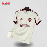 Liverpool Visita 25/26
