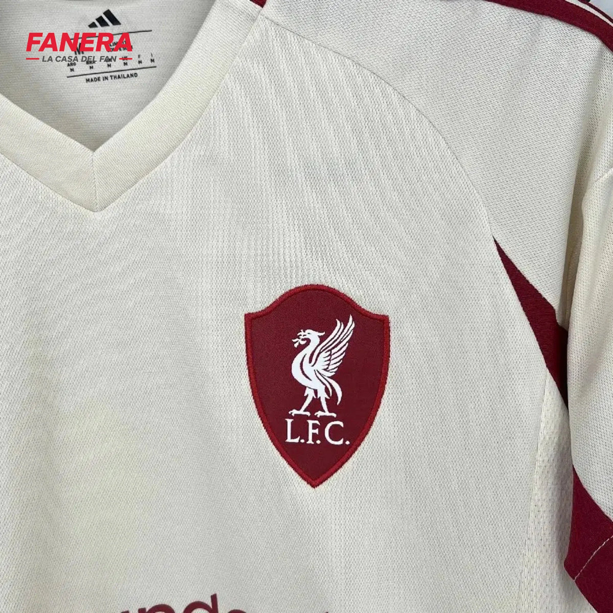 Liverpool Visita 25/26