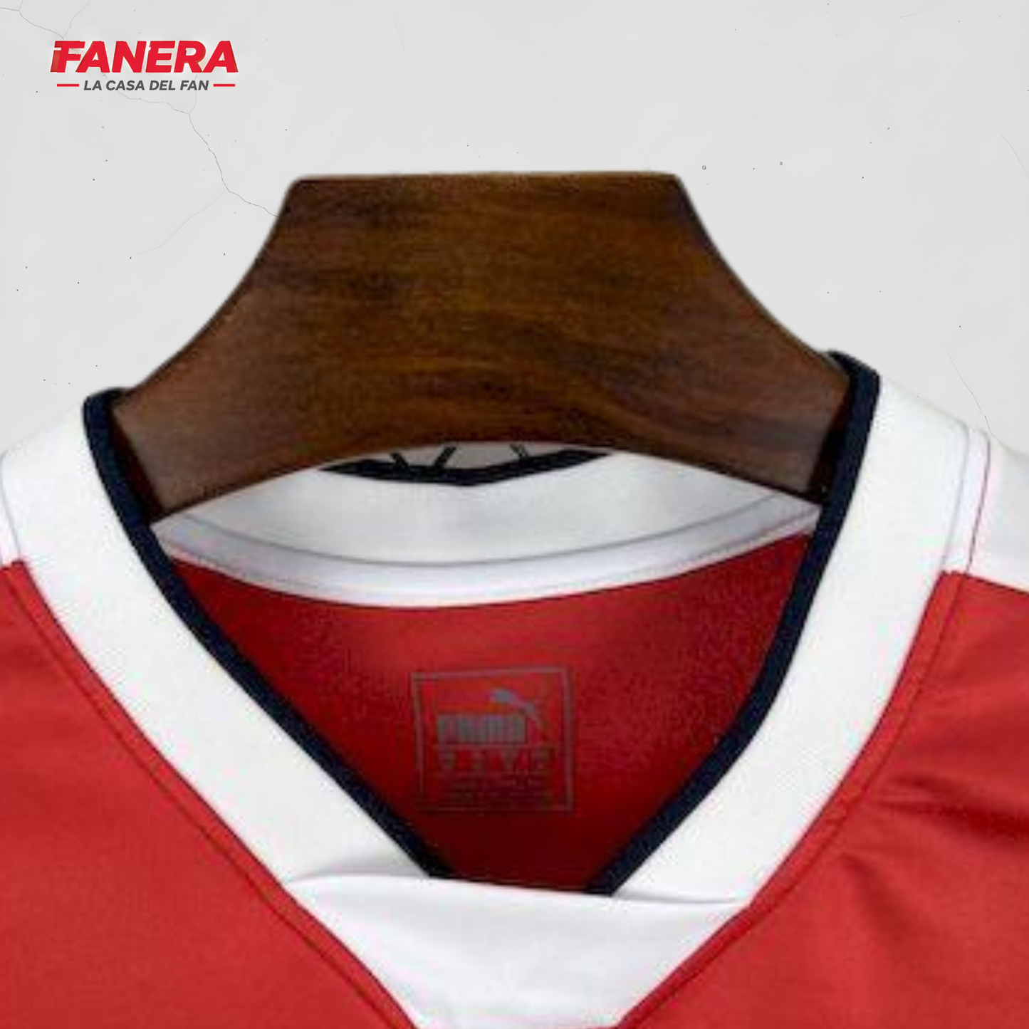 Arsenal 2016/17 Local