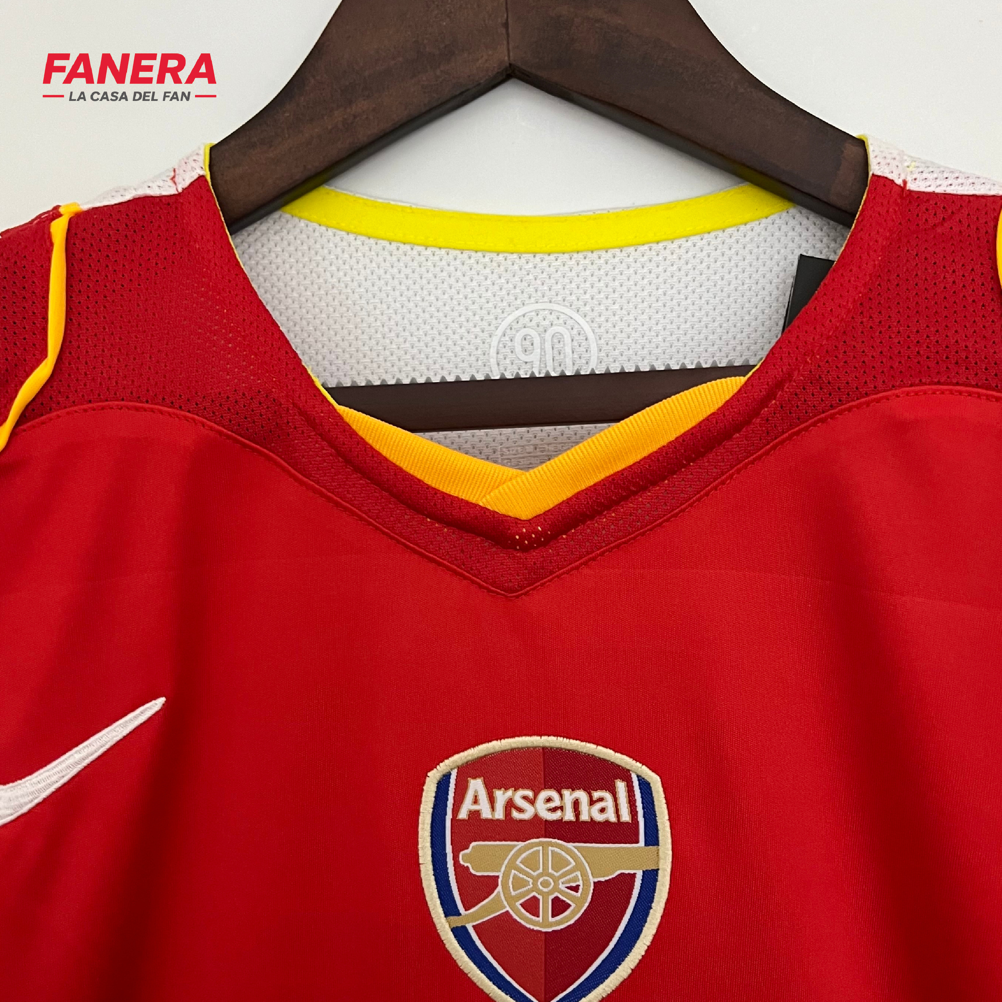 Arsenal Local 2004/05